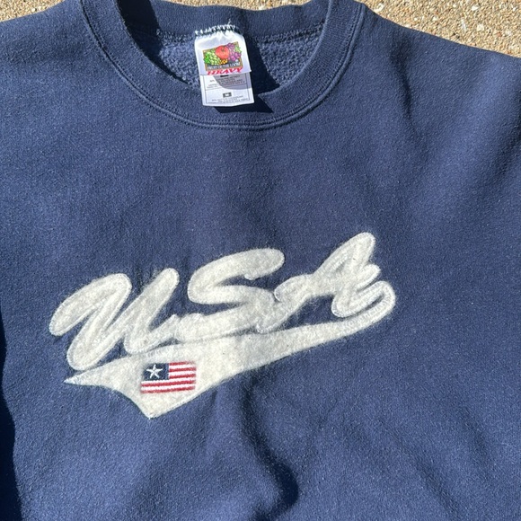 Size M. Fits like small*Great find, good condition! - Picture 2 of 3